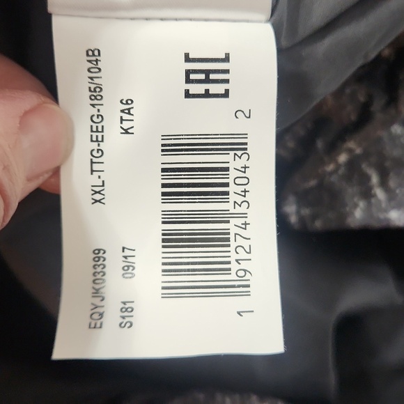 Quiksilver Surf Coach Jacket - Picture 9 of 9